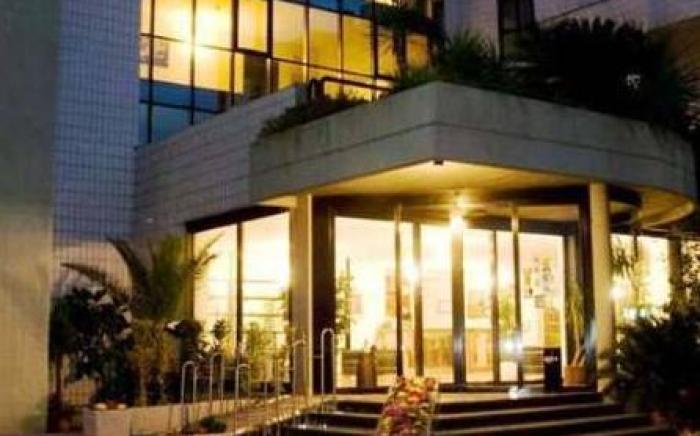 Hotel 90