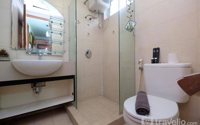 Cozy and Nice 2BR Maple Park Sunter By Travelio