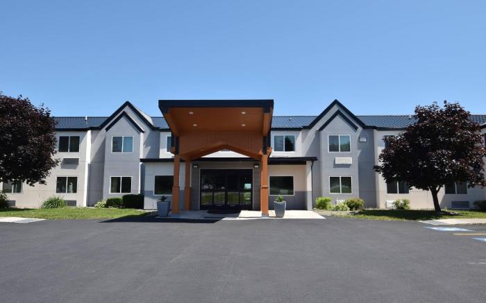 Quality Inn & Suites Watertown Fort Drum