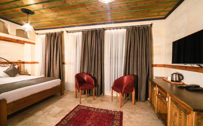 Sapphire Stone Hotel