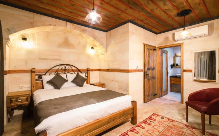 Sapphire Stone Hotel