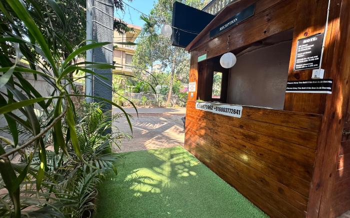 Candolim Glitter Sand