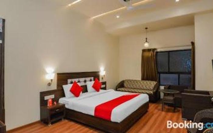 Popular Hotel