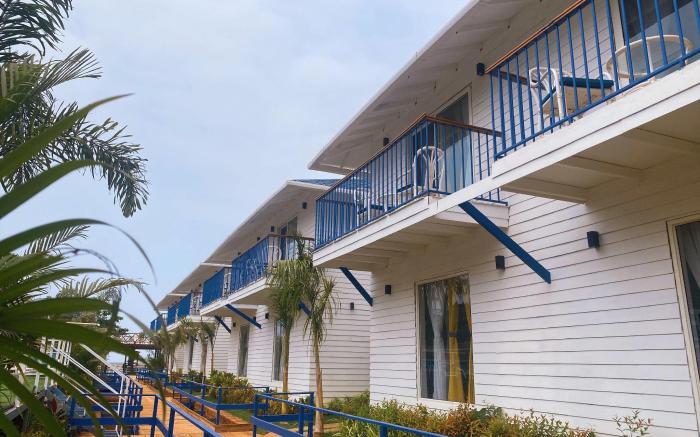 Sandbanks Beach Villas, Morjim