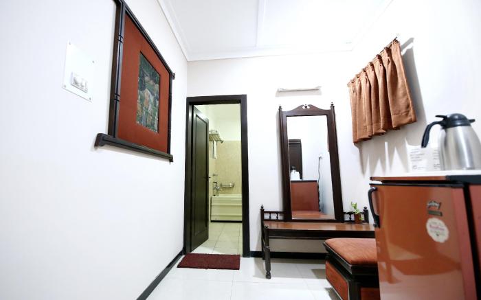 Hotel Yatrik Prayagraj