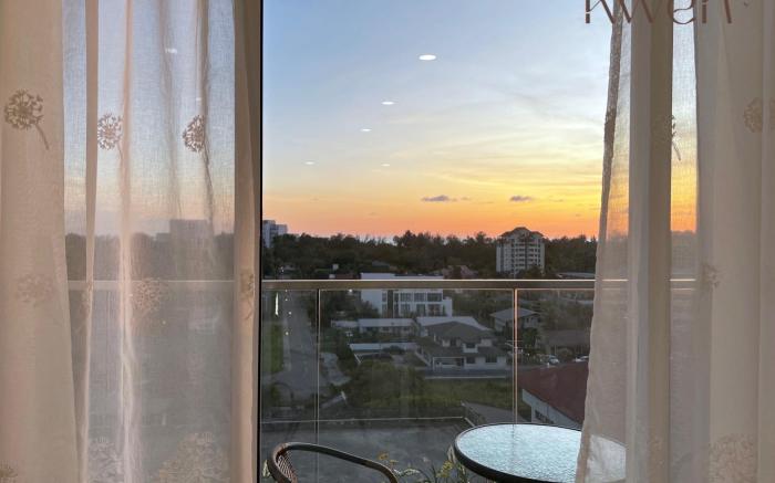 KWEN Suites-TanjungAru InfinityPool Seaview Studio