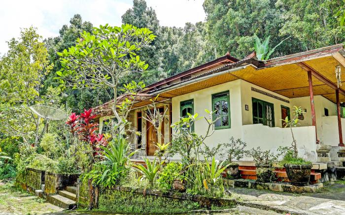 OYO Homes 91094 Desa Wisata Banyuatis