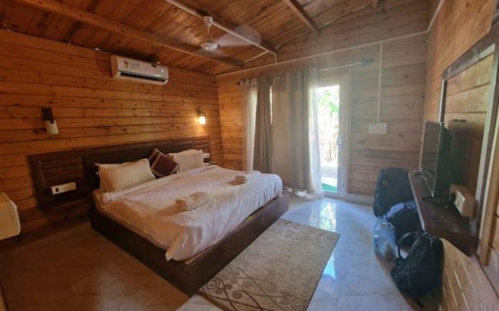 Arambol Lake Resort