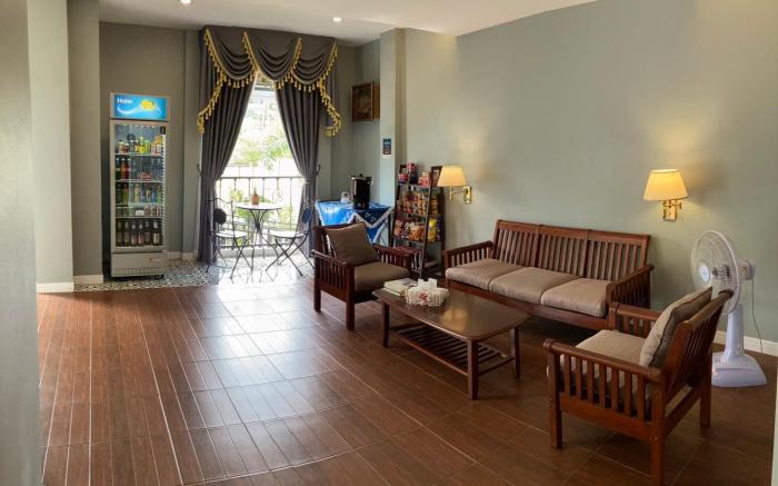 Thong Prachok Hotel