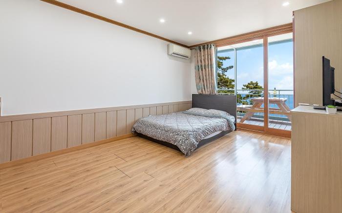 Yeongheongdo badanoel spa pension