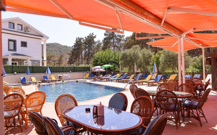Tolay Hotel