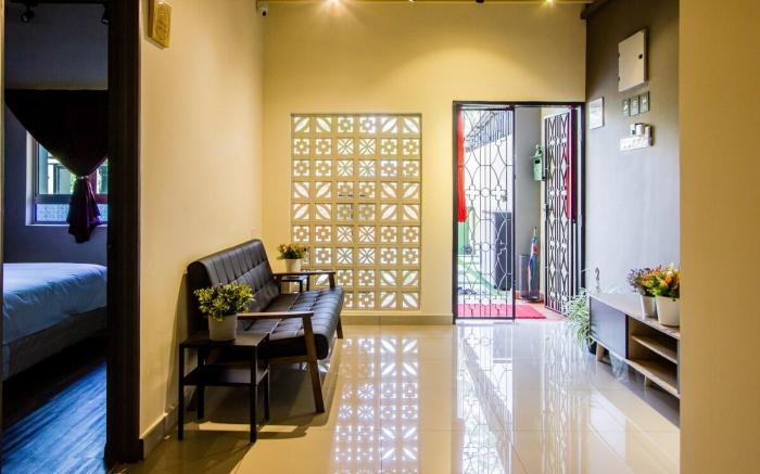 Explore 4BR Gardenhouse Retreats (Free Parking)