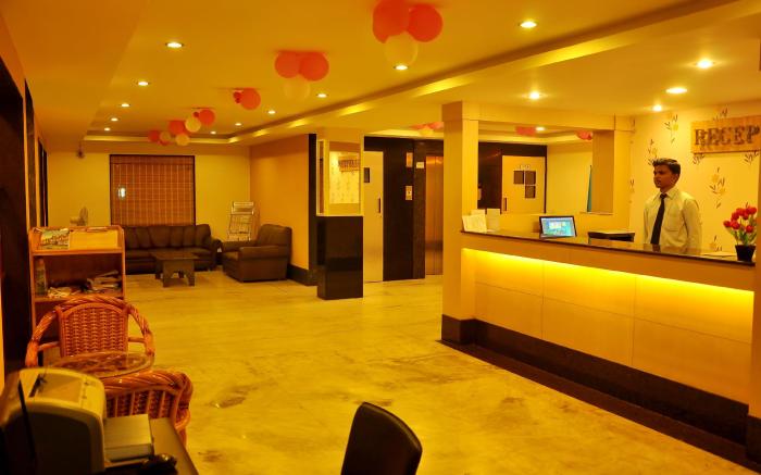Nayagara Hotels