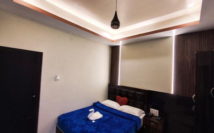 Rose Garden Enclave for Families and Executives