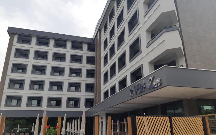 Riviera ZEN Hotel