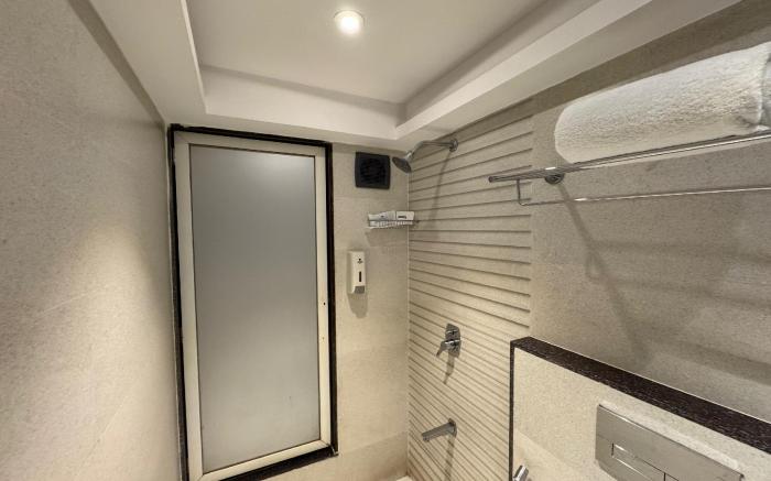 Hotel Pacific Residency