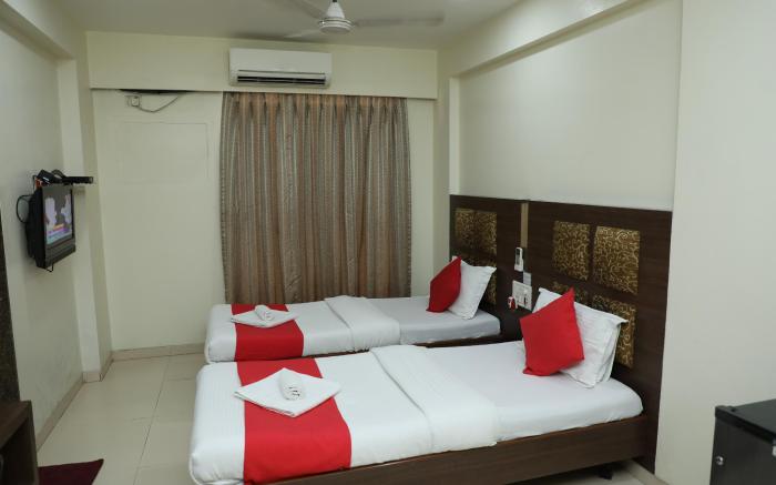 Hotel Metro Plaza