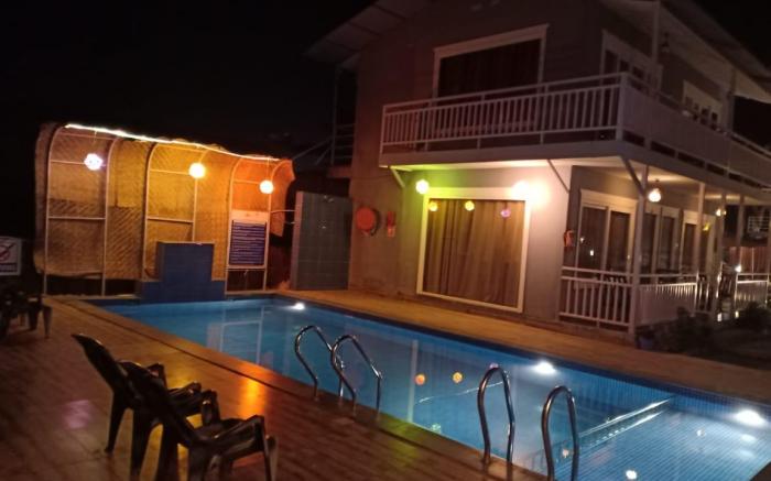 Sea Shell Beach Cottages & Suite