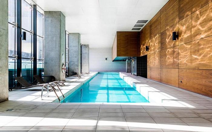 A Stylish & Comfy Studio Next to Southern Cross