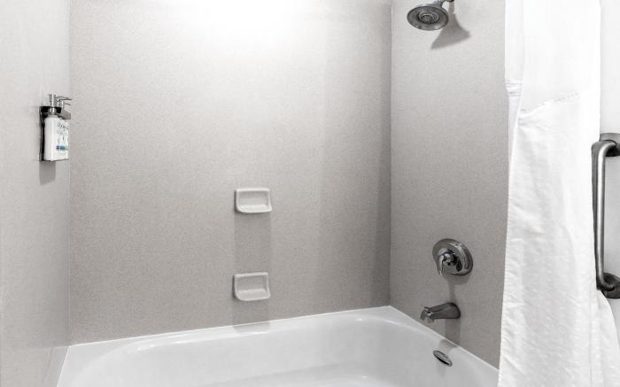 Holiday Inn Express Hotel & Suites Salina By IHG