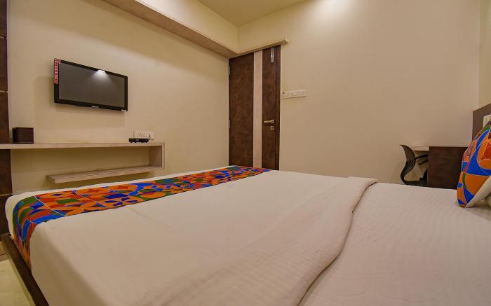 FabHotel Royce Studio Apartments - Nr. Pune International Airport