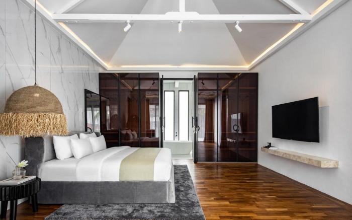 Giraffe Villa Seminyak