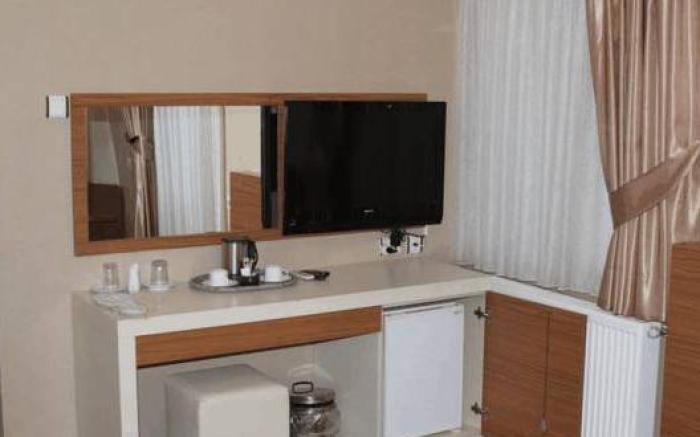 Tac Hotel