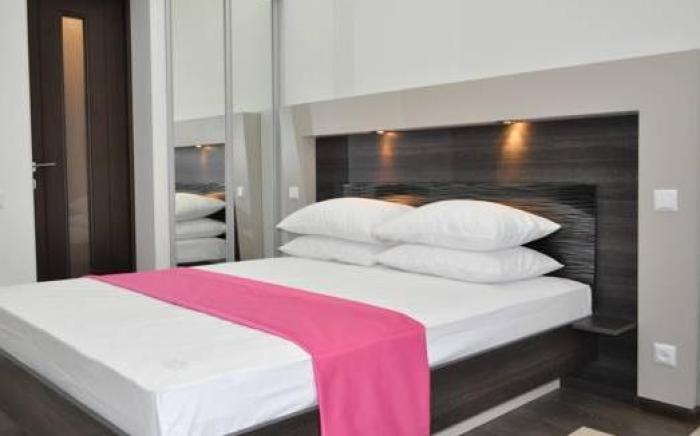 Status Apartments