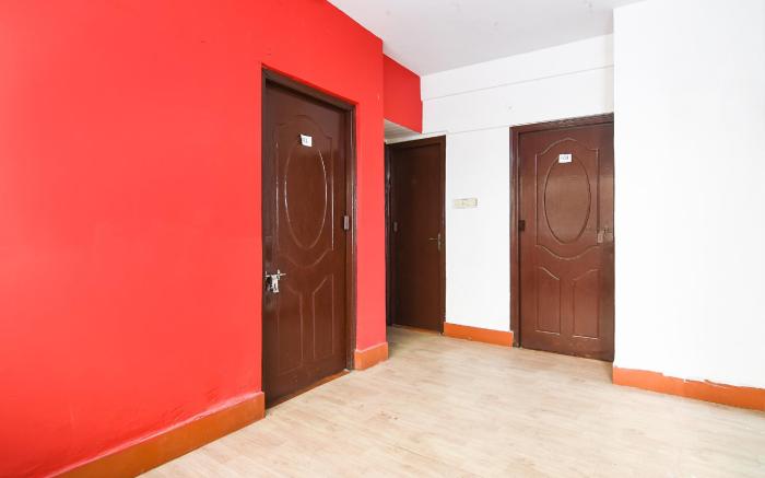 Super Hotel O Biswa Bangla Sarani