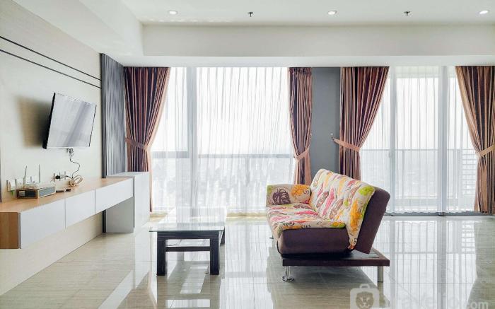 Spacious Lavish 3BR at Hillcrest House By Travelio