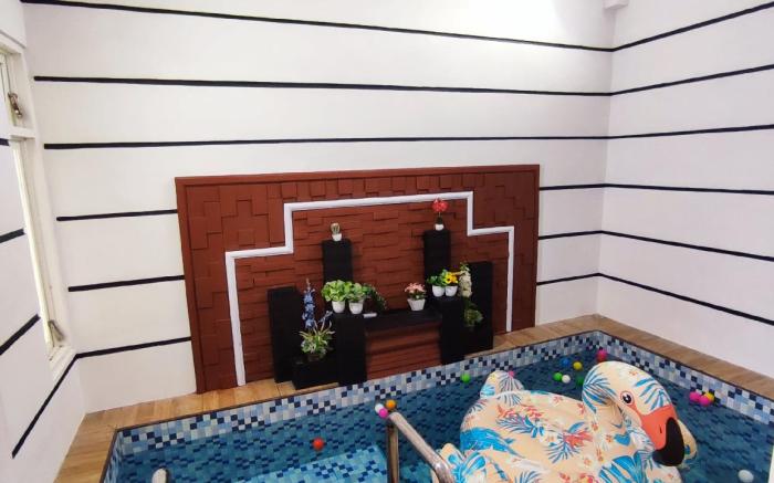 Quincy Villa Batu
