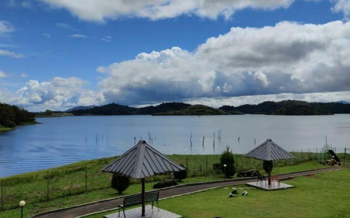 Misty Dam Resort