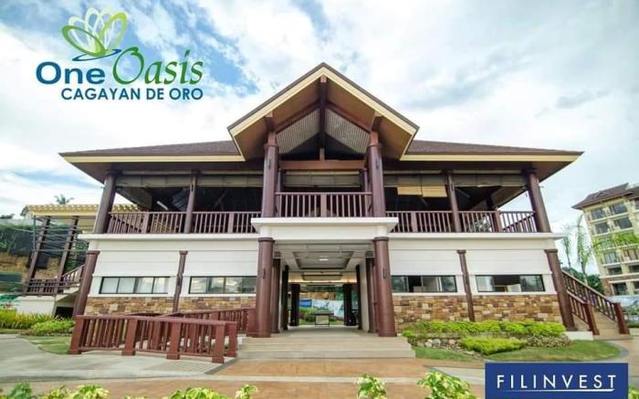 One Oasis  by paseo de corazon 