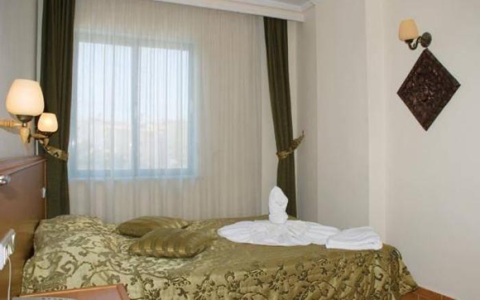 Cinar Family Suite Hotel Side