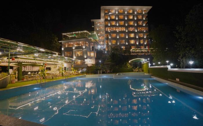Treenz Hotel