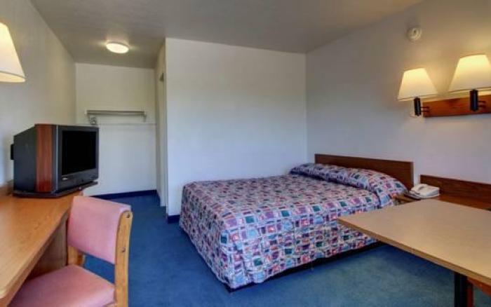 Rodeway Inn Fort Smith I-40