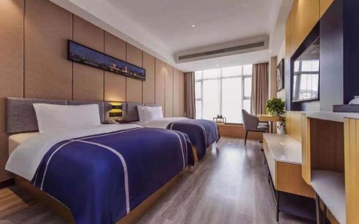 LANOU Hotel Guizhou Guiyang Baiyun District Quanhu Park Metro Station