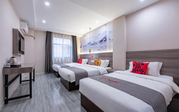 Jun Select Hotel Hubei Wuhan Hanjiang District Liuduqiao Metro Station