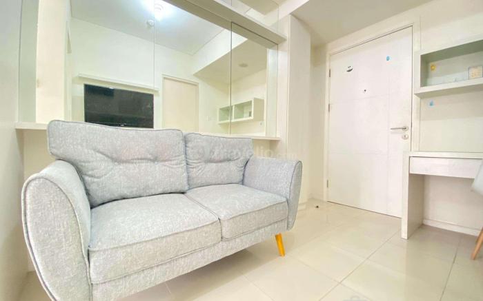 Minimalist Spacious 1BR at Parahyangan By Travelio