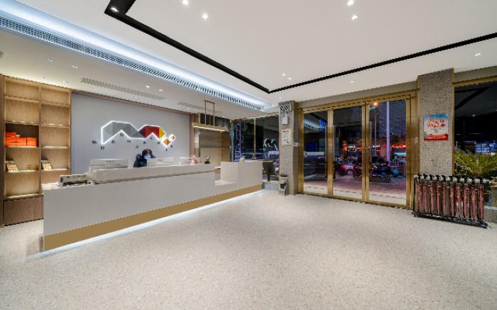 Borrman Hotel Xiantao Wushang Gymnasium