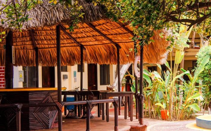 Hotel y Bungalows Acuario
