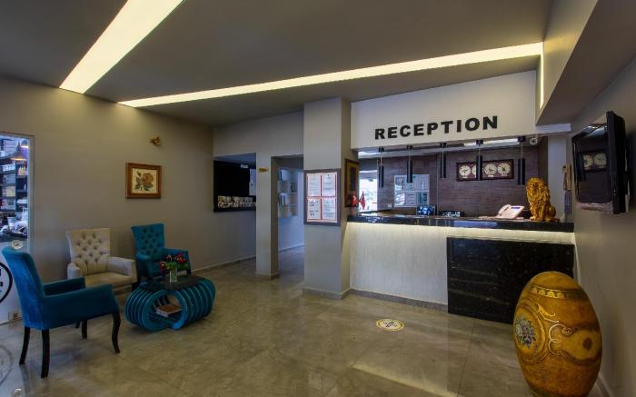 Aslan Corner Hotel