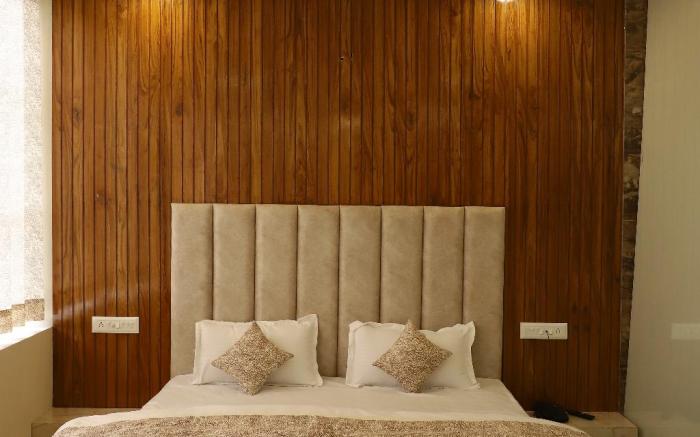 Ivory Hotel