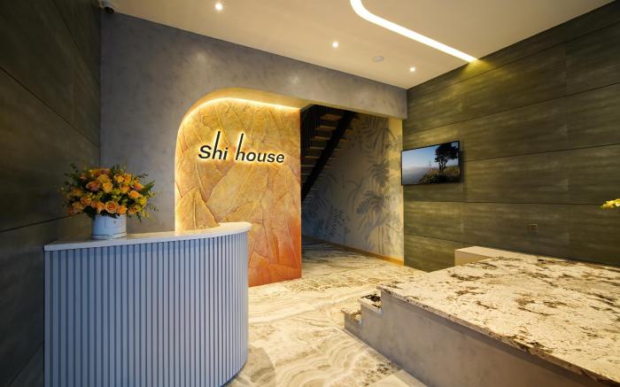 SHI HOUSE 