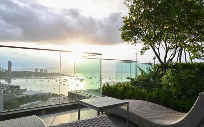 Pattaya the edge 🔥Hot Bathtub Sea View 1Bedroom 
