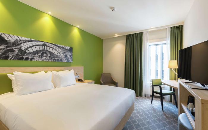 Hampton by Hilton Antwerp Central Station
