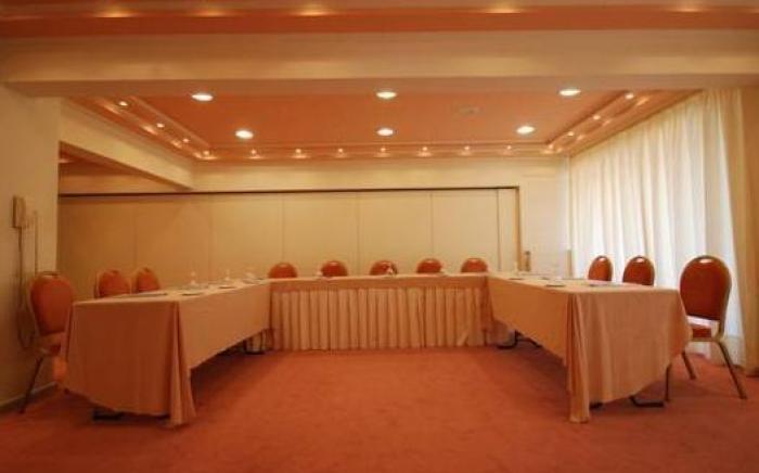 Tzaki hotel & restaurant Patras