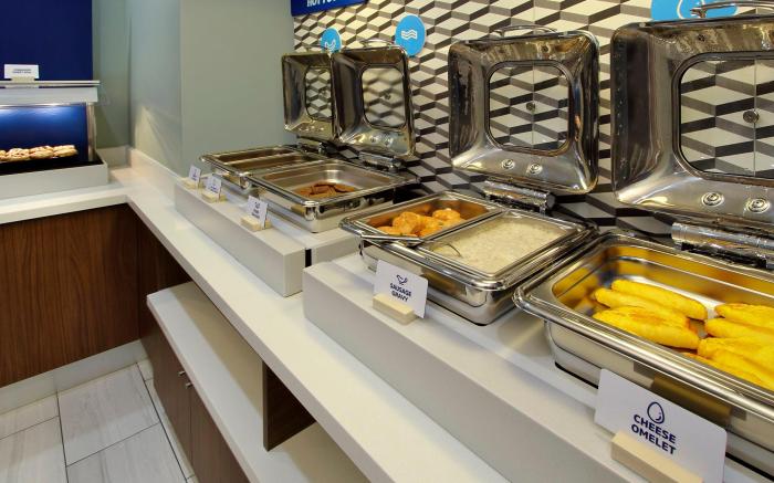 Holiday Inn Express & Suites Des Moines Ankeny By IHG