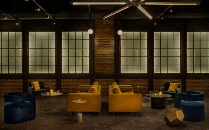 AC Hotel Downtown Los Angeles