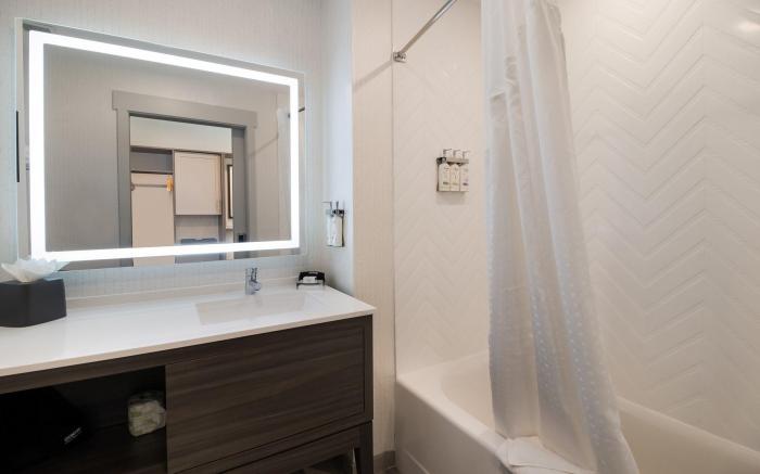 Holiday Inn & Suites Mt Juliet – Nashville Area